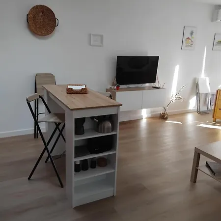 Casa Valentina ティアス